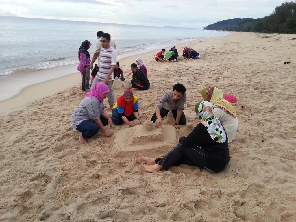 Pandan Laut Beach Resort Kampung Penarik Extérieur photo