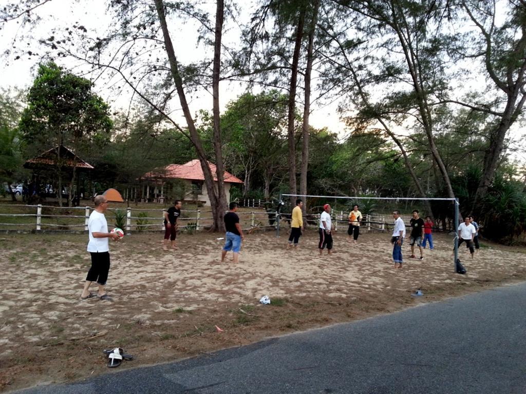 Pandan Laut Beach Resort Kampung Penarik Extérieur photo